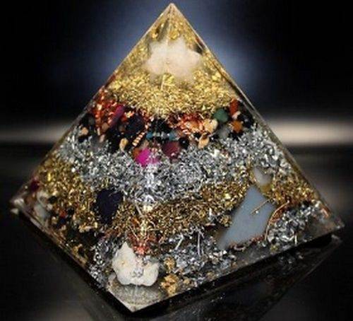 Orpanit® Orgonit Merkaba Pyramide XL „Seelengefährte“