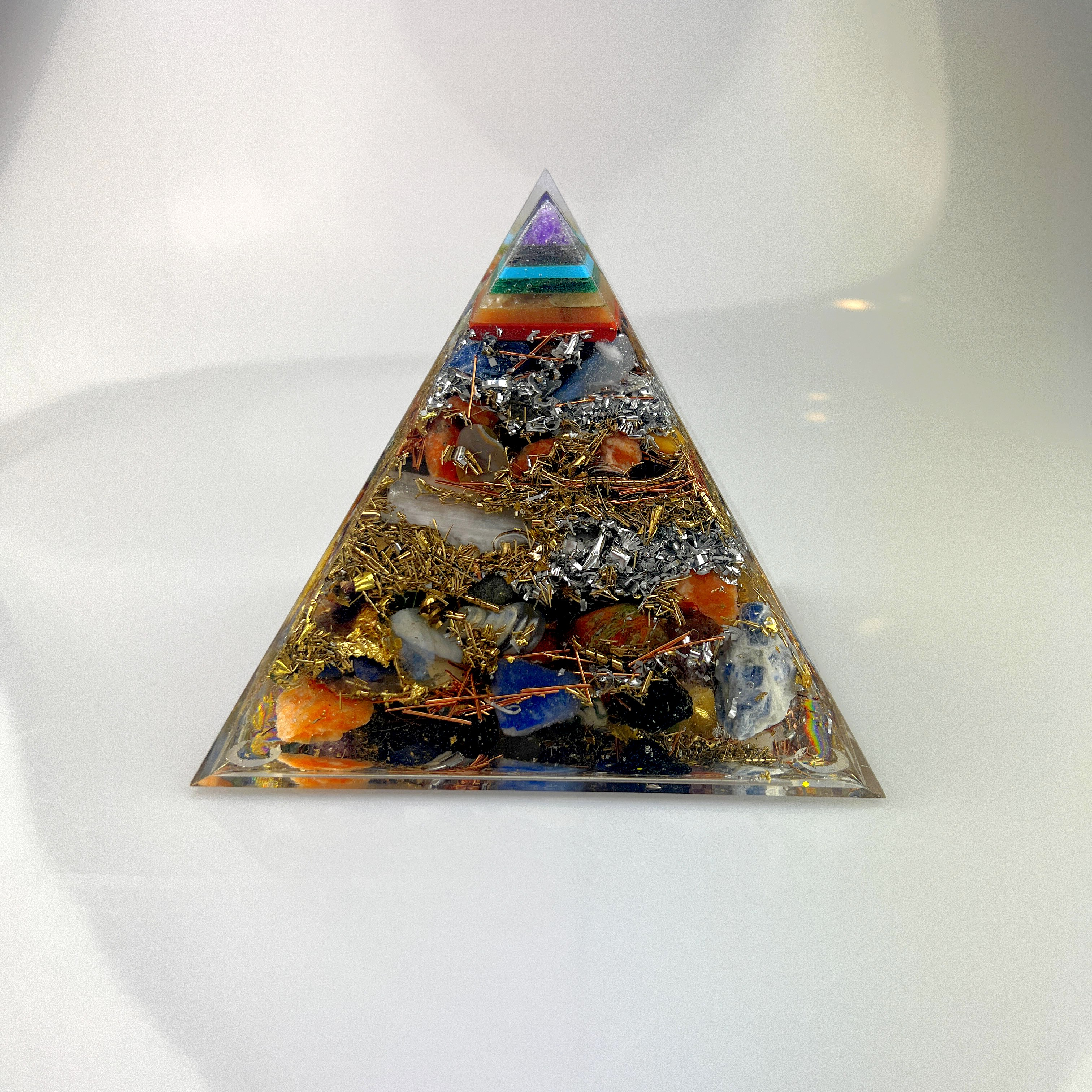 Orpanit® Orgonit 7 Chakra massive Chakra Edelstein Pyramide XL