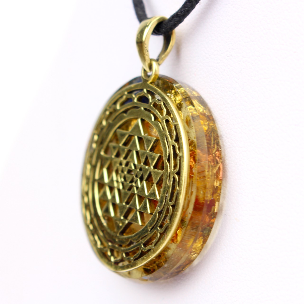 Orpanit® Orgonit Amulett „doublesided“ Sri Yantra Wendeamulett Messing