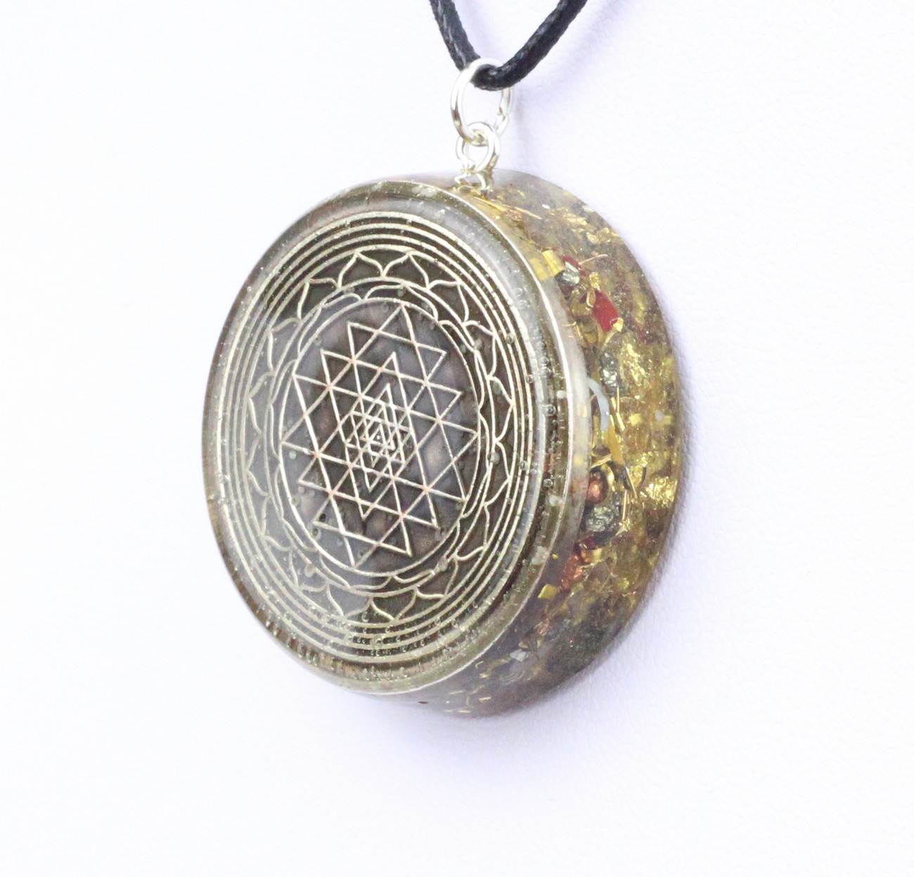 Orpanit® Orgonit Anhänger Exclusive "Sri Yantra"