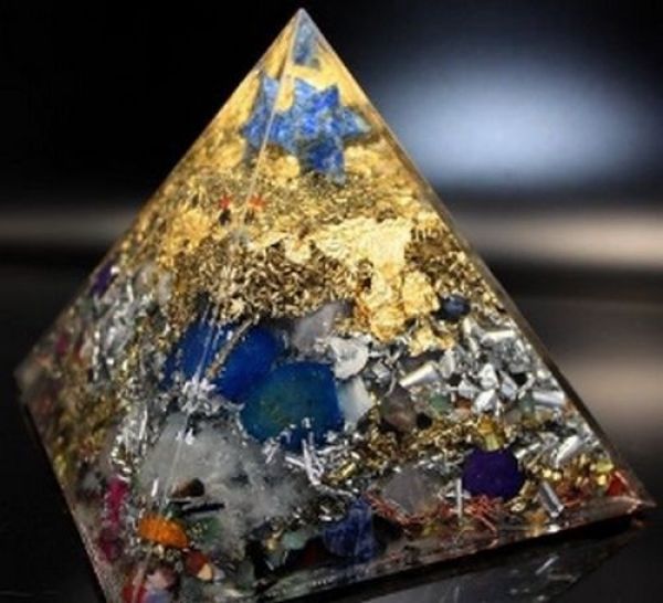 Orpanit® Orgonit Lapis Lazuli Merkaba Pyramide XL
